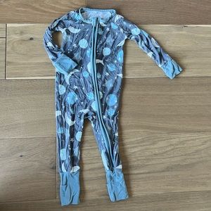 Little Sleepies 6-12m pajama romper